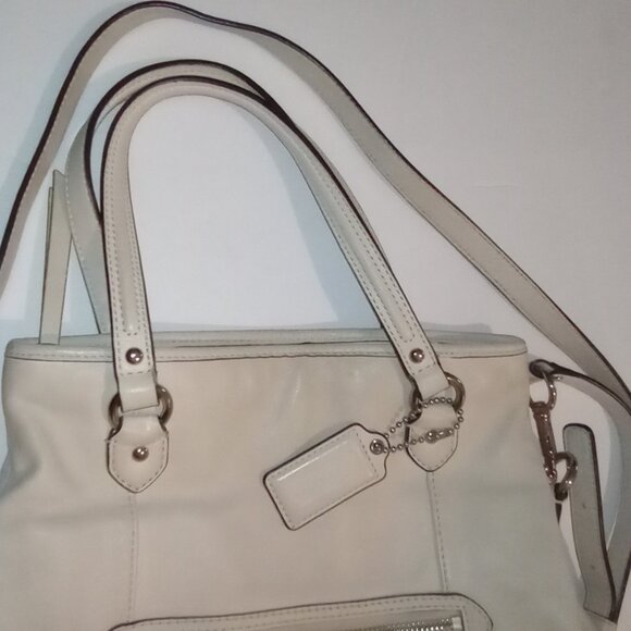 EUC Coach Daisy Leather Mia Crossbody Shoulder Bag F23901 in Ivory - Picture 5 of 15